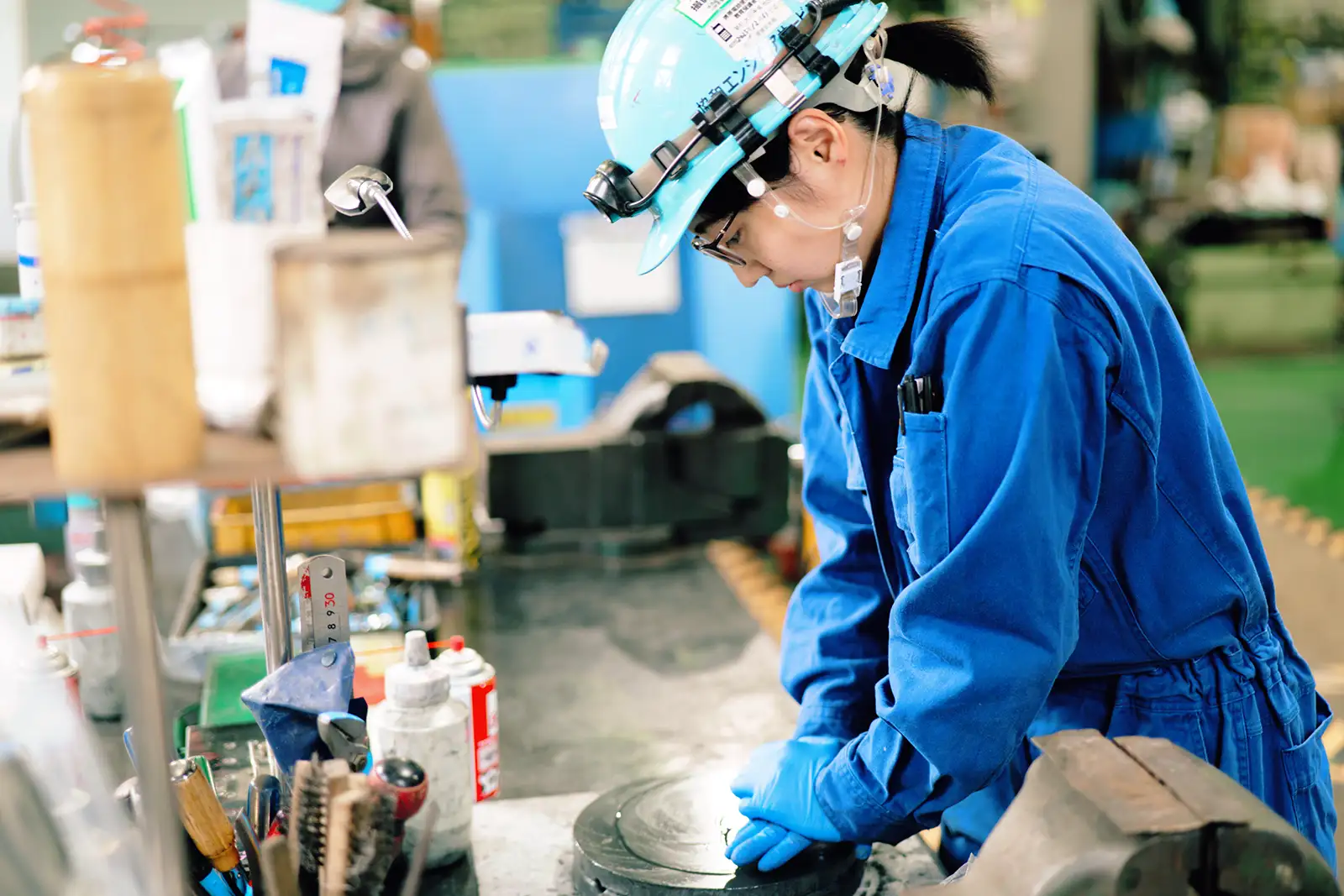 仕事をしている写真