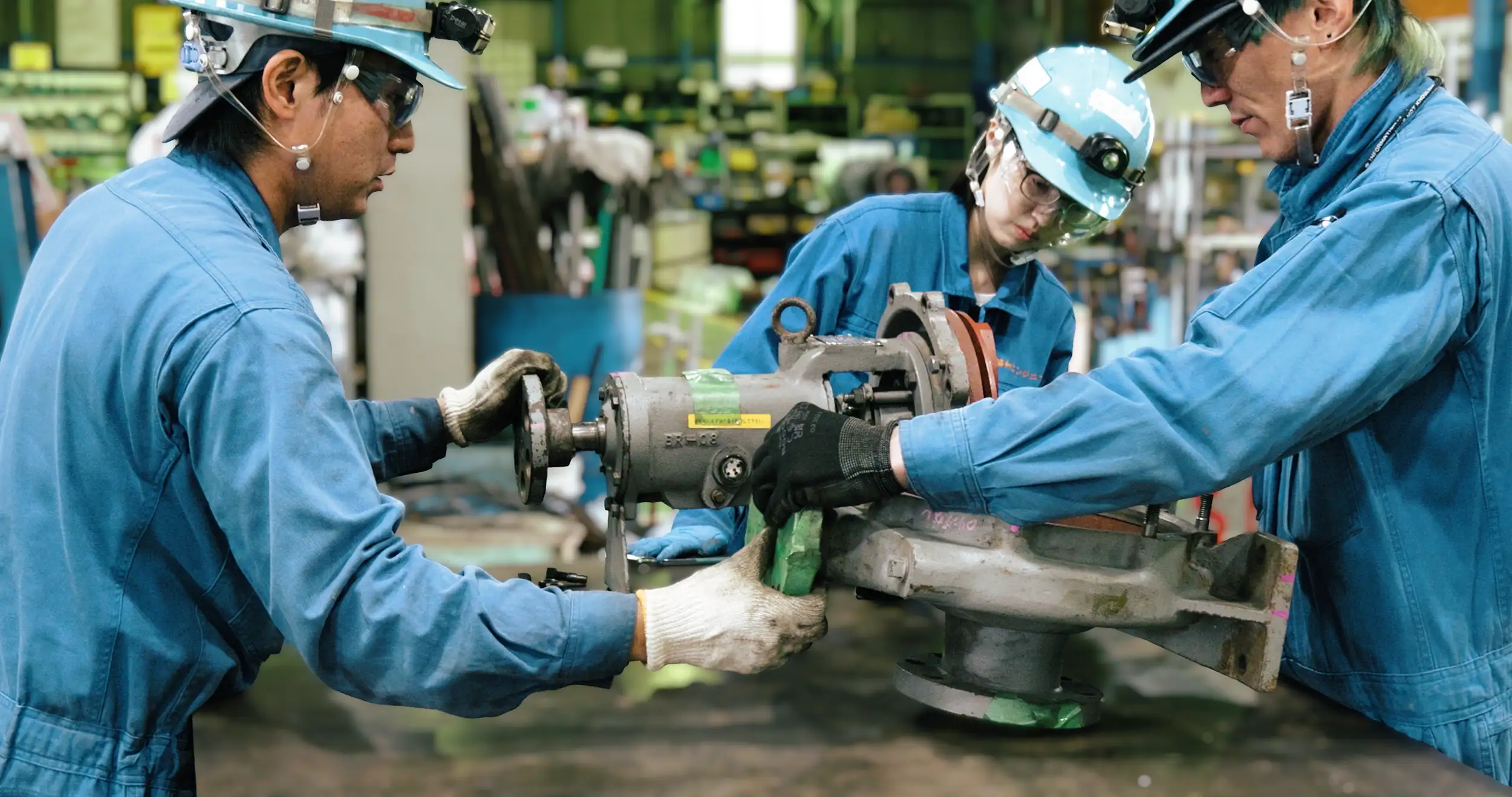 回転機専門の 「仕上げ士」集団です。